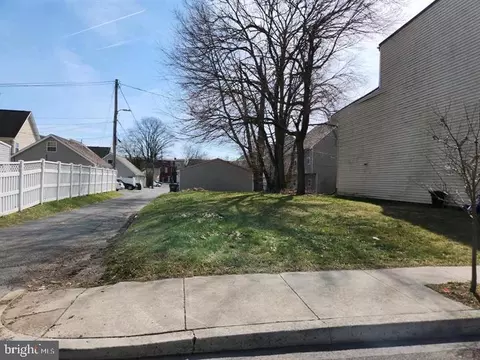 329 Kelker St, Harrisburg, PA 17102