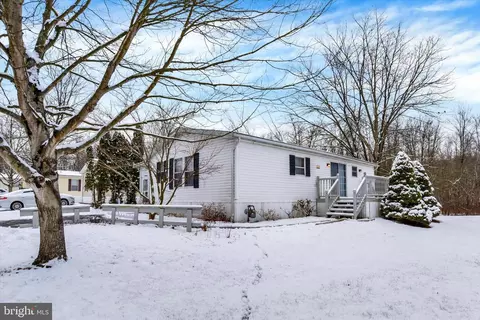 30 Meadow Run Pl, Harrisburg, PA 17112