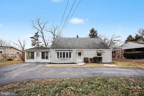 1412 Ford Ave, Harrisburg, PA 17109
