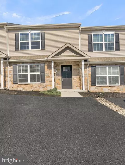 774 Gregs Dr, Harrisburg, PA 17111