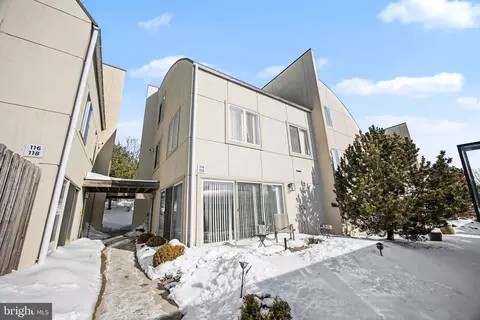 112 Blue Ridge Cir, Harrisburg, PA 17110