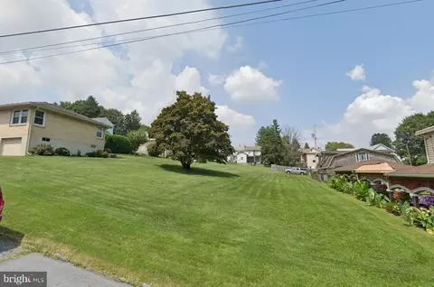 525 3rd St, Harrisburg, PA 17113