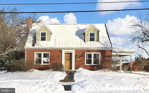 910 Deatrich Ave, Middletown, PA 17057