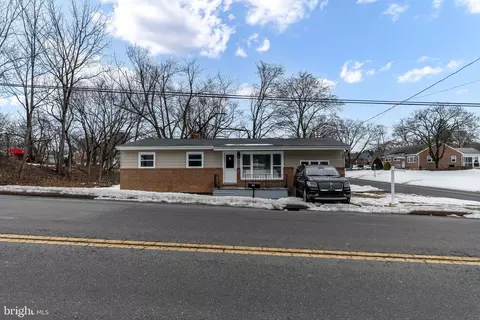 106 Rutherford Rd, Harrisburg, PA 17109