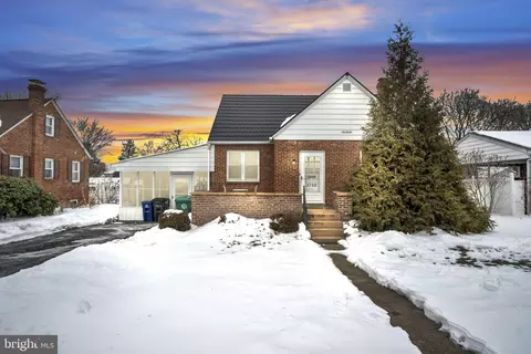 4708 Ruth Ann St, Harrisburg, PA 17109