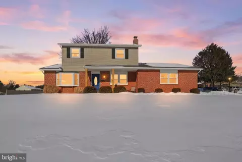 6136 Friar Rd, Harrisburg, PA 17111