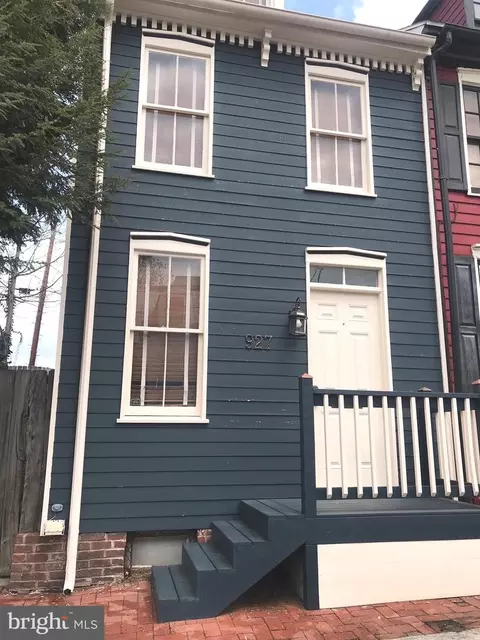 927 Rose St, Harrisburg, PA 17102