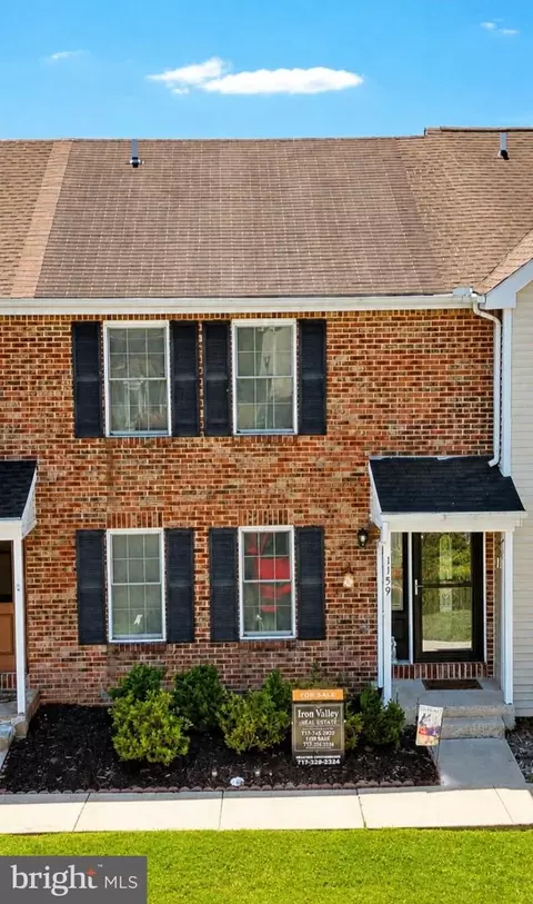 1159 Wintertide Dr, Harrisburg, PA 17111