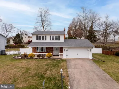 5724 Kenwood Ave, Harrisburg, PA 17112