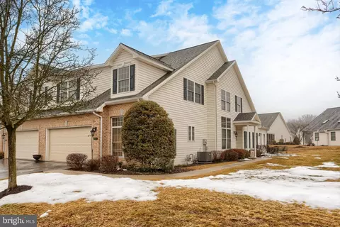 7748 Graybill Dr, Harrisburg, PA 17112