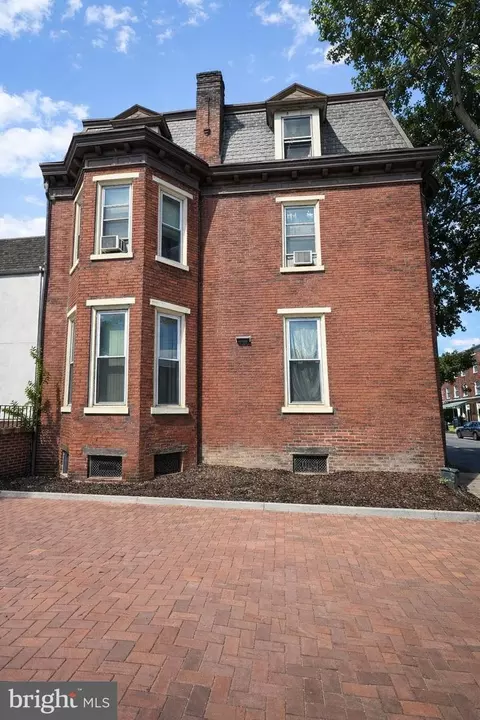 450 S 17th St, Harrisburg, PA 17104