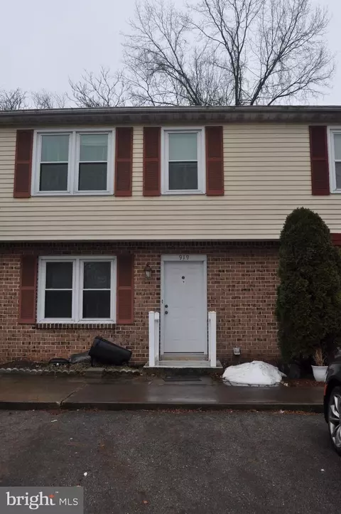 919 Meadow Ln, Millersburg, PA 17061