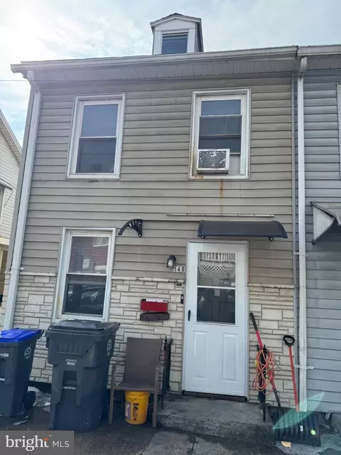 140 S 2nd St, Steelton, PA 17113