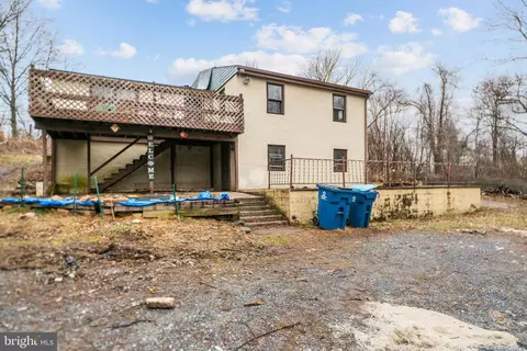 7732 Jonestown Rd, Harrisburg, PA 17112