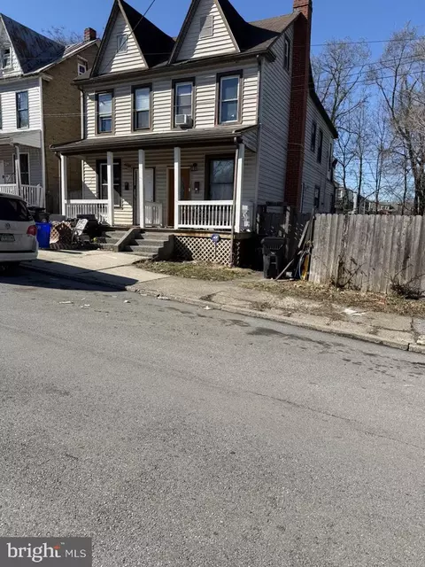 718 N 19th St, Harrisburg, PA 17103