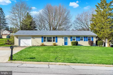 1066 Pennsylvania Ave, Harrisburg, PA 17111