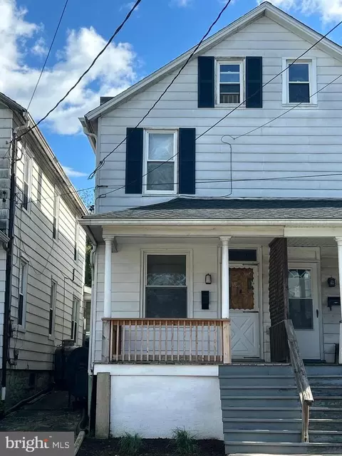 506 E Center St, Millersburg, PA 17061