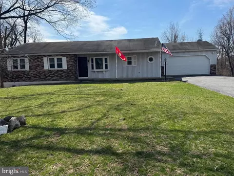 5453 Devonshire Rd, Harrisburg, PA 17112