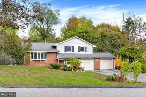 55 Ridgeview Rd, Hummelstown, PA 17036