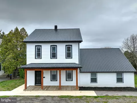 215 E Market St, Gratz, PA 17030