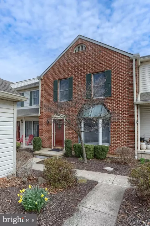 2039 D Raleigh Rd, Hummelstown, PA 17036