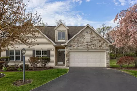 232 Brookridge Ct, Harrisburg, PA 17112