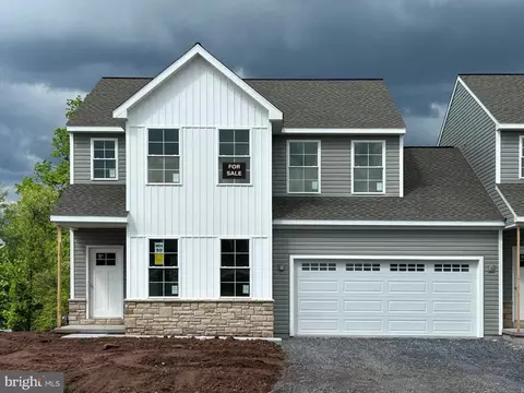 251 Sage Blvd, Middletown, PA 17057