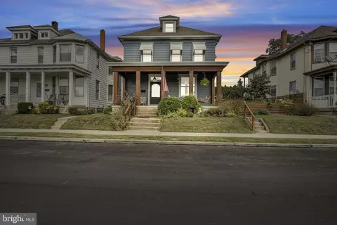2517 S 2nd St, Steelton, PA 17113