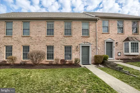 207 Saddle Ridge Dr, Harrisburg, PA 17110