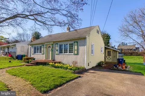 6108 Blue Grass Ave, Harrisburg, PA 17112