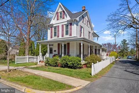 308 Redwood St, Harrisburg, PA 17109