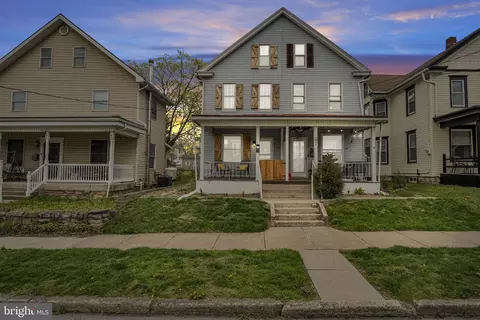 611 Union St, Millersburg, PA 17061