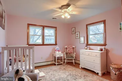 464 Cedar Ave, Hershey, PA 17033 photo 15