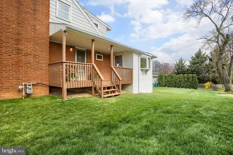 464 Cedar Ave, Hershey, PA 17033 photo 26