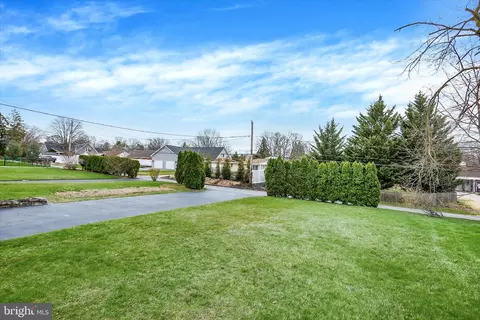 464 Cedar Ave, Hershey, PA 17033 photo 43