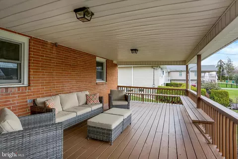 464 Cedar Ave, Hershey, PA 17033 photo 38
