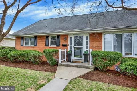 464 Cedar Ave, Hershey, PA 17033 photo 37