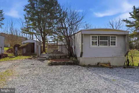 41 Dawn Rd, Halifax, PA 17032