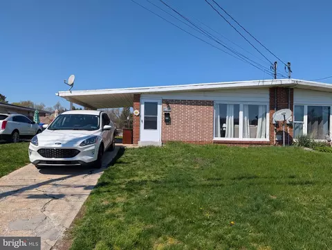 7100 Clearfield St, Harrisburg, PA 17111