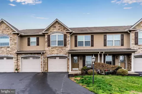 2674 Gracie Dr, Harrisburg, PA 17112