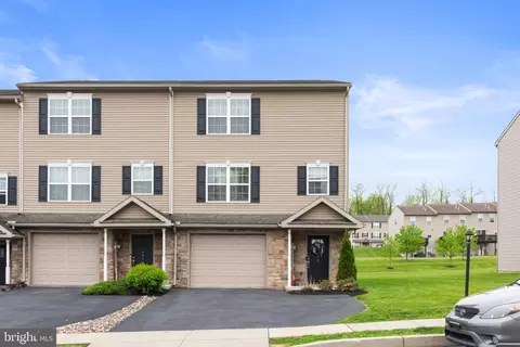 773 S 82nd St, Harrisburg, PA 17111