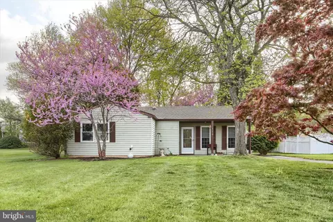 114 Heather Dr, Harrisburg, PA 17112
