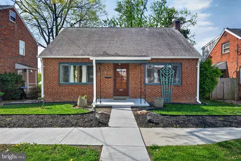 2817 Boas St, Harrisburg, PA 17103