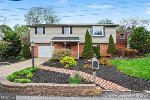 7726 Valleyview Ave, Harrisburg, PA 17112