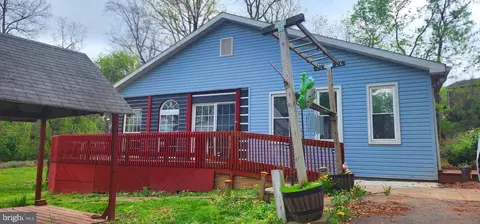 834 Oberlin Rd, Middletown, PA 17057