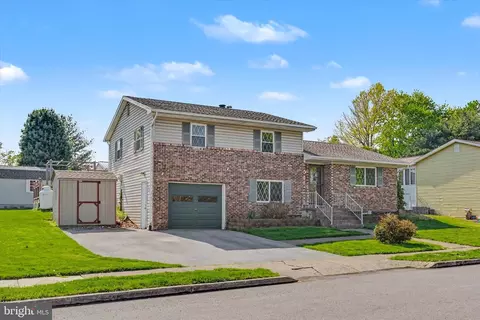 608 Frances Dr, Harrisburg, PA 17109