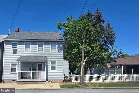 319 E Main St, Middletown, PA 17057