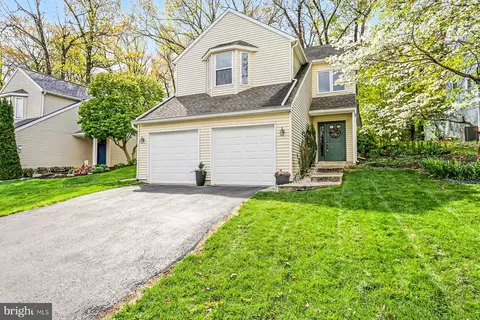 6109 Summit Pointe Dr, Harrisburg, PA 17111