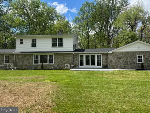 503 Whitman Ln, Middletown, PA 17057