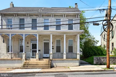 123 E Water St, Middletown, PA 17057